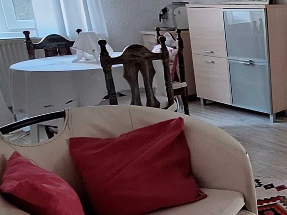 Дава се под наем Къща в Перник, Монте Карло - 90 кв.м за 408 € - Снимка #1