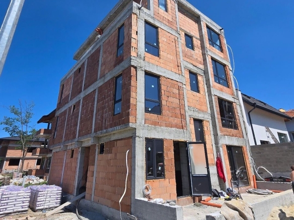 Двустаен апартамент в Царево - 64 кв.м за 990 €/кв.м - Снимка #1