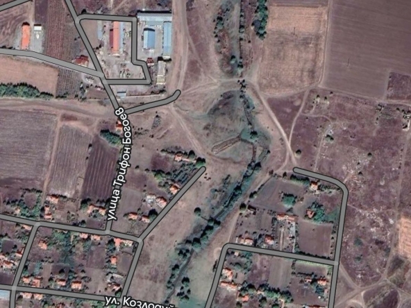 Парцел в с. Любенец, Област Сливен - 1280 кв.м за 4 €/кв.м - Снимка #1