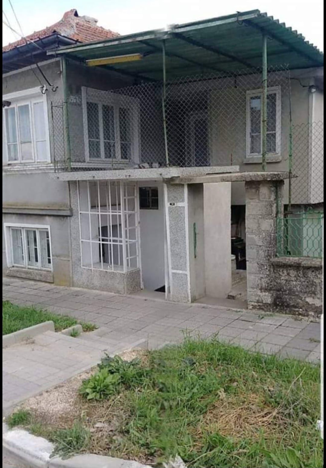 Дава се под наем Етаж от къща в Девня - 70 кв.м за 250 € - Снимка #1