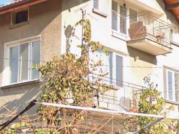 Къща в с. Чепинци, Област София-град - 210 кв.м за 881 €/кв.м - Снимка #1