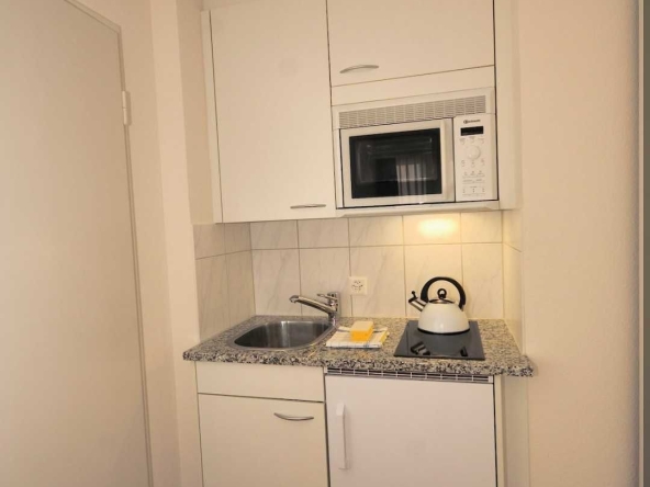 Дава се под наем Едностаен апартамент в София, Център - 45 кв.м за 500 € - Снимка #1