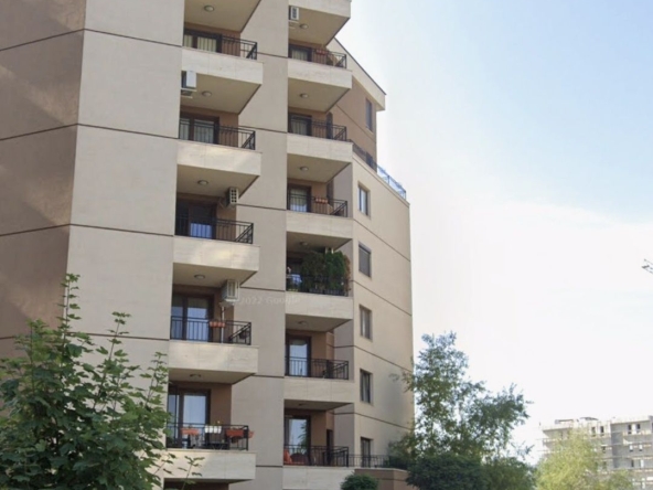 Дава се под наем Гараж / Паркомясто в София, Студентски град - 18 кв.м за 127.5 € - Снимка #1