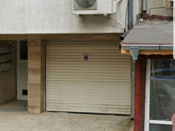 Дава се под наем Гараж / Паркомясто в Варна, Окръжна болница - 17 кв.м за 32000 € - Снимка #1