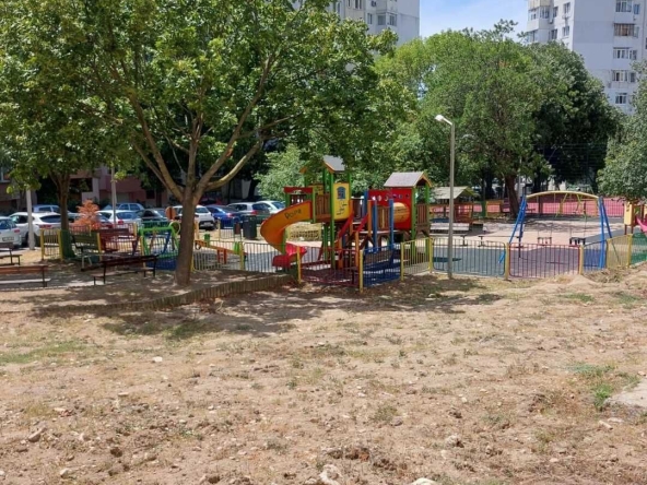 Тристаен апартамент в Варна, Владислав Варненчик - 60 кв.м за 1917 €/кв.м - Снимка #1