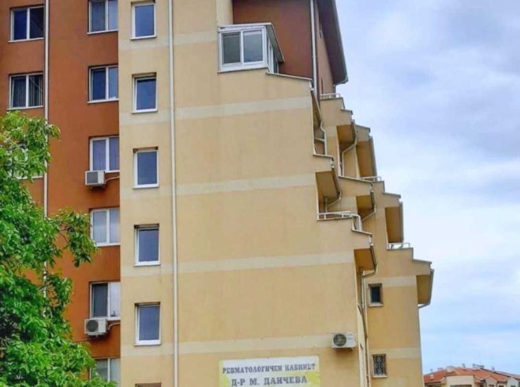 Дава се под наем Гараж / Паркомясто в Стара Загора, Железник - център - 22 кв.м за 69.36 € - Снимка #1