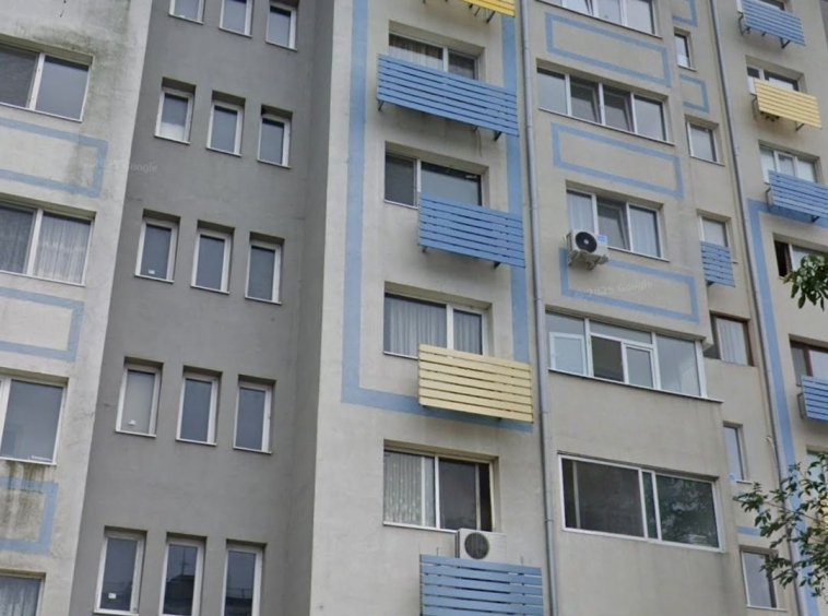 Тристаен апартамент в Бургас, Меден рудник - зона Б - 70 кв.м за 875 €/кв.м - Снимка #1