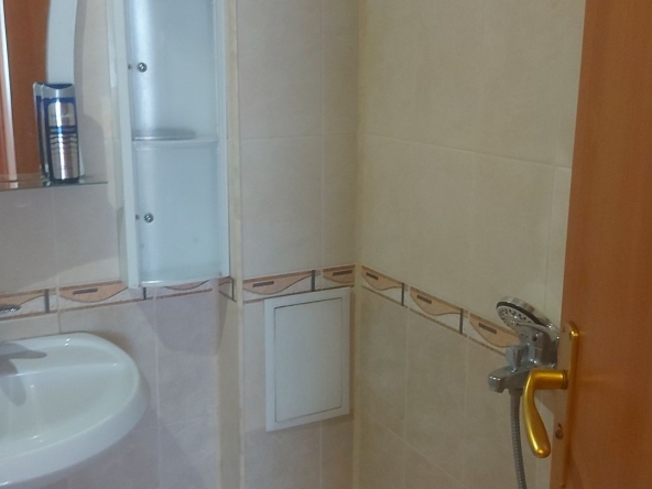 Дава се под наем Двустаен апартамент в Русе, Център - 82 кв.м за 612 € - Снимка #1