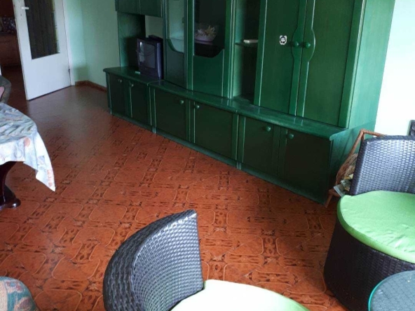 Тристаен апартамент в Плевен, Мара Денчева - 95 кв.м за 1232 €/кв.м - Снимка #1