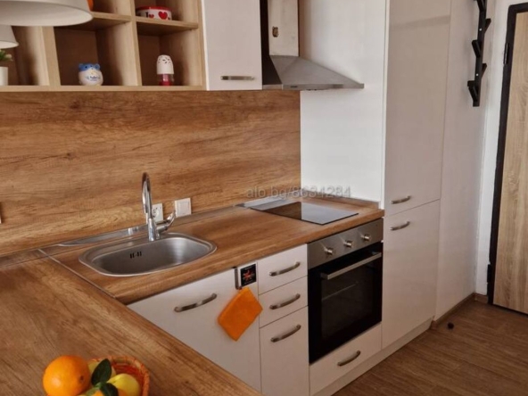 Дава се под наем Едностаен апартамент в Пловдив, Беломорски - 47 кв.м за 357 € - Снимка #1