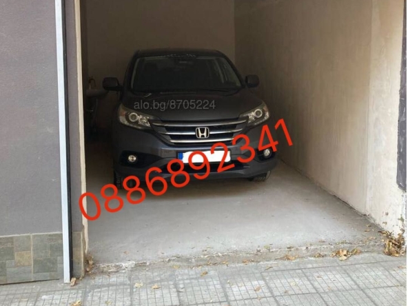 Дава се под наем Гараж / Паркомясто в Пловдив, Кючук Париж - 19 кв.м за 91.8 € - Снимка #1