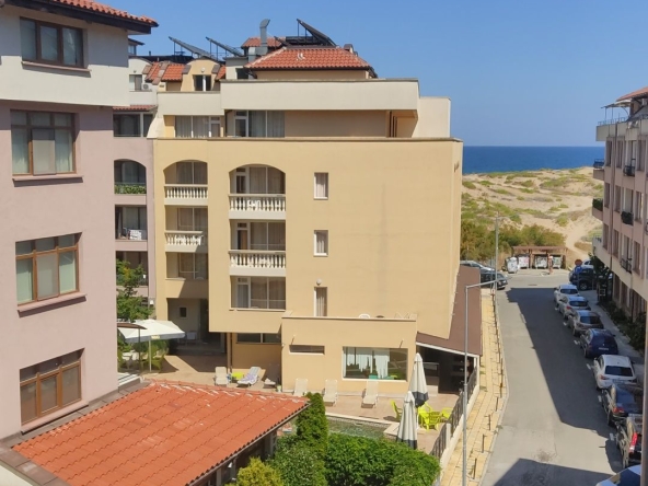 Дава се под наем Двустаен апартамент в Приморско - 74 кв.м за 2992.17 € - Снимка #1