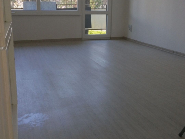 Дава се под наем Двустаен апартамент в Пловдив, Каменица 1 - 70 кв.м за 357 € - Снимка #1