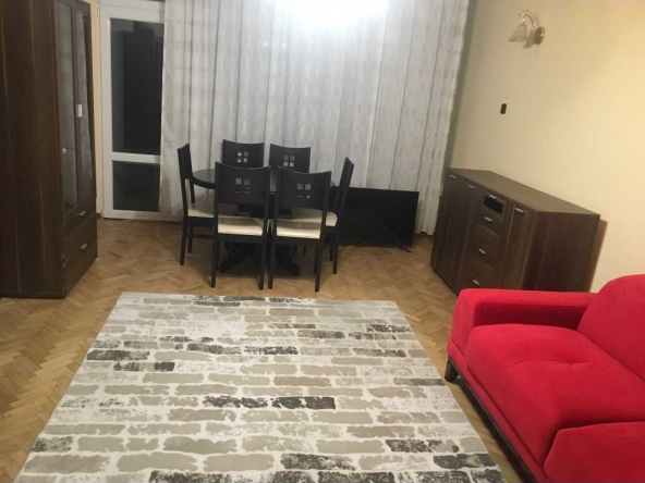 Дава се под наем Тристаен апартамент в София, Център - 105 кв.м за 887.4 € - Снимка #1