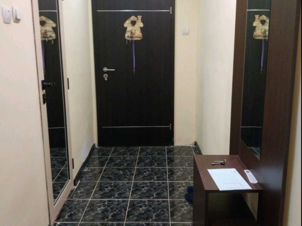 Дава се под наем Двустаен апартамент в Козлодуй - 65 кв.м за 432.99 € - Снимка #1