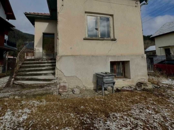 Къща в Драгоман - 70 кв.м за 958 €/кв.м - Снимка #1