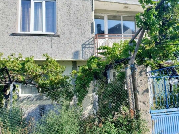 Къща в с. Задруга, Област Разград - 1154 кв.м за 31 €/кв.м - Снимка #1