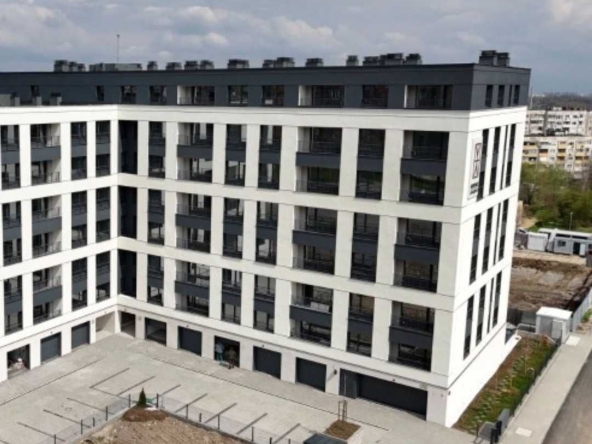 Дава се под наем Двустаен апартамент в София, Люлин 9 - 64 кв.м за 612 € - Снимка #1