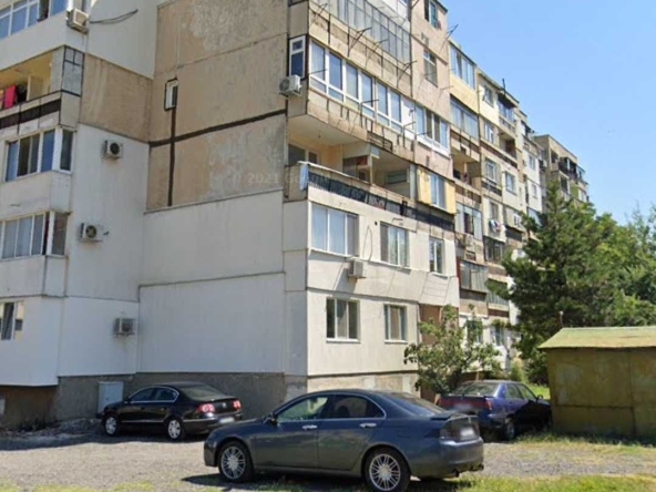 Дава се под наем Двустаен апартамент в Враца, Дъбника - 65 кв.м за 229.5 € - Снимка #1