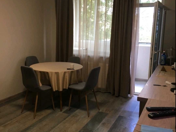 Дава се под наем Едностаен апартамент в Хасково, Дружба 1 - 45 кв.м за 630 € - Снимка #1