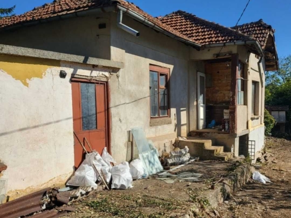Къща в с. Гривица, Област Плевен - 51 кв.м за 410 €/кв.м - Снимка #1