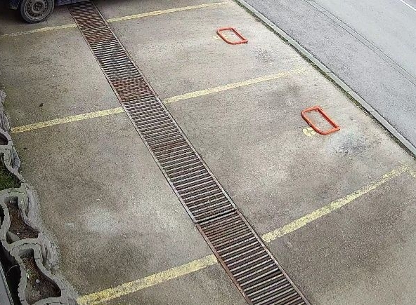 Дава се под наем Гараж / Паркомясто в Варна, Кайсиева градина - 15 кв.м за 59.67 € - Снимка #1