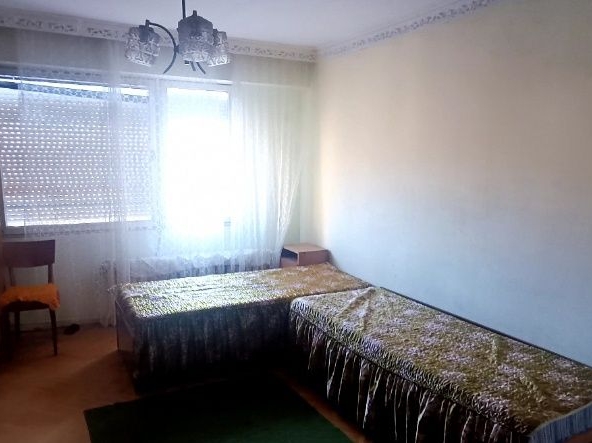 Дава се под наем Едностаен апартамент в Плевен, Дружба 1 - 48 кв.м за 204 € - Снимка #1