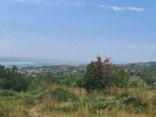 Парцел в Варна, м-т Сотира - 2400 кв.м за 84 €/кв.м - Снимка #1