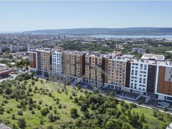Двустаен апартамент в Варна, Кайсиева градина - 70 кв.м за 1416 €/кв.м - Снимка #1