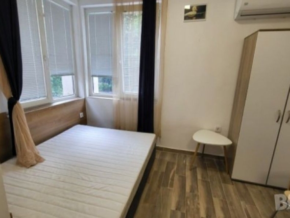 Дава се под наем Едностаен апартамент в София, Лозенец - 32 кв.м за 331.5 € - Снимка #1