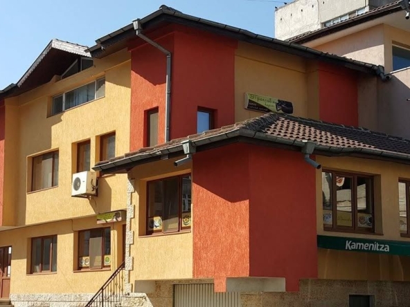 Дава се под наем Заведение в Балчик - 170 кв.м за 765 € - Снимка #1