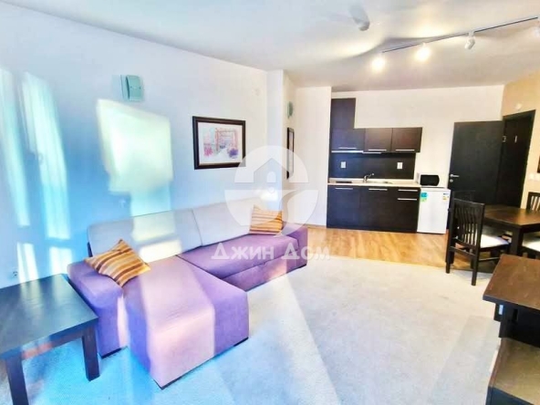 Двустаен апартамент в Бургас, Сарафово - 67 кв.м за 1178 €/кв.м - Снимка #1