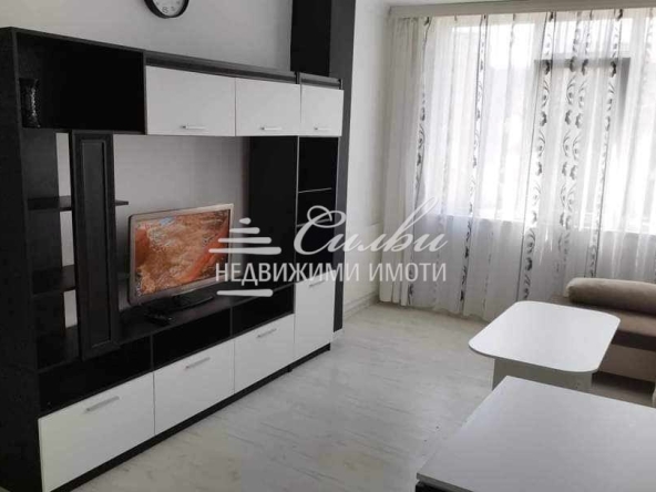 Дава се под наем Тристаен апартамент в Шумен, Болницата - 72 кв.м за 331.5 € - Снимка #1