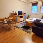 Дава се под наем Двустаен апартамент в Пловдив, Център - 52 кв.м за 300.9 € - Снимка #1