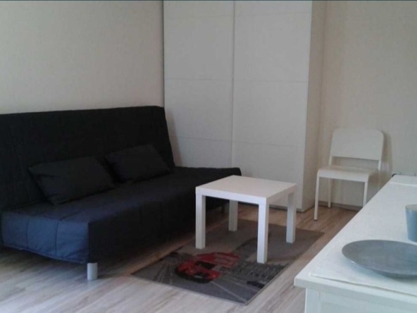 Дава се под наем Едностаен апартамент в София, Център - 40 кв.м за 331.5 € - Снимка #1