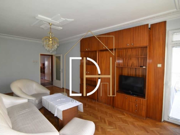 Тристаен апартамент в Пловдив, Мараша - 98 кв.м за 2245 €/кв.м - Снимка #1