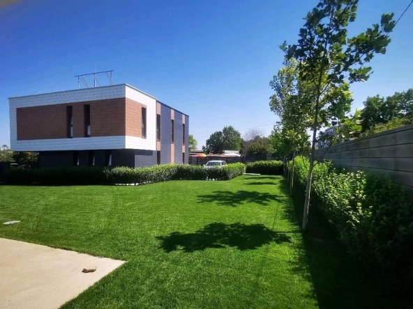 Дава се под наем Къща в Бургас, Крайморие - 180 кв.м за 2040 € - Снимка #1