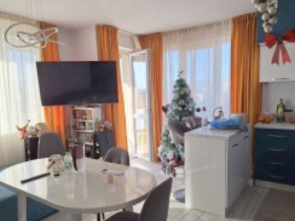 Тристаен апартамент в Пазарджик, Център - 84 кв.м за 1179 €/кв.м - Снимка #1