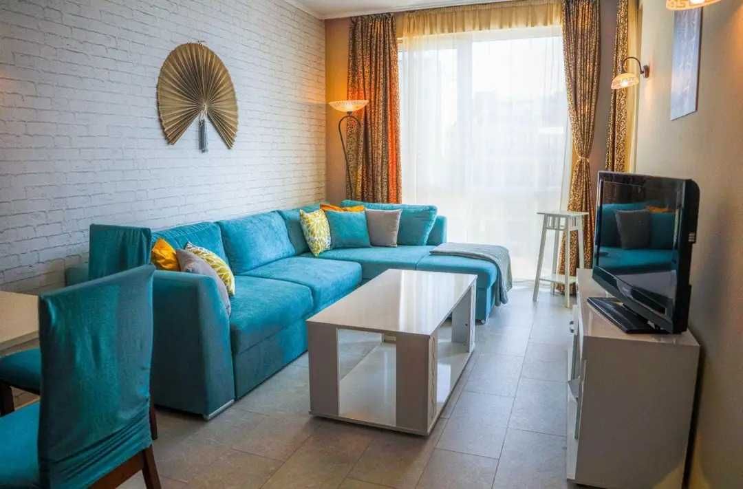 Дава се под наем Тристаен апартамент в Пловдив, Център - 100 кв.м за 448.8 € - Снимка #1