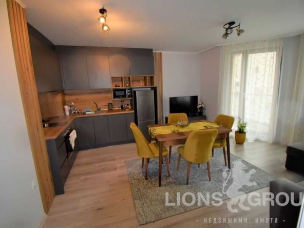 Дава се под наем Двустаен апартамент в Варна, Окръжна болница - 70 кв.м за 600 € - Снимка #1