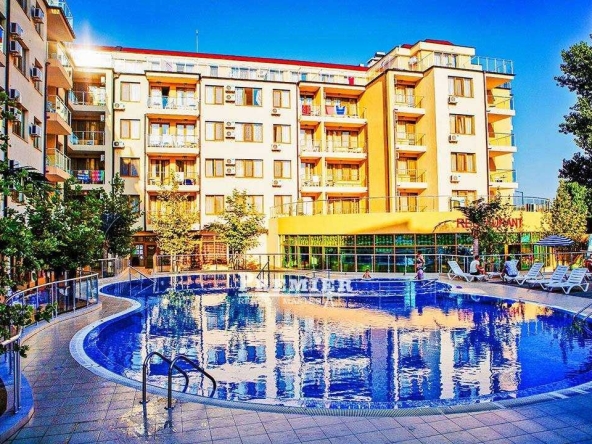 Тристаен апартамент в к.к. Слънчев бряг - 78 кв.м за 1129 €/кв.м - Снимка #1