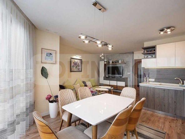 Тристаен апартамент в Варна, Бриз - 145 кв.м за 2311 €/кв.м - Снимка #1