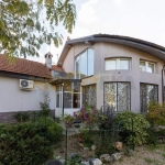 Къща в с. Осеново, Област Варна - 300 кв.м за 800 €/кв.м - Снимка #1