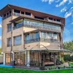 Къща в Варна, м-т Зеленика - 400 кв.м за 1500 €/кв.м - Снимка #1