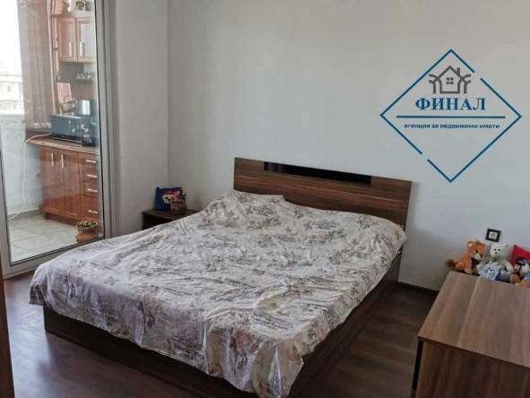 Тристаен апартамент в Шумен, Добруджански - 83 кв.м за 1352 €/кв.м - Снимка #1