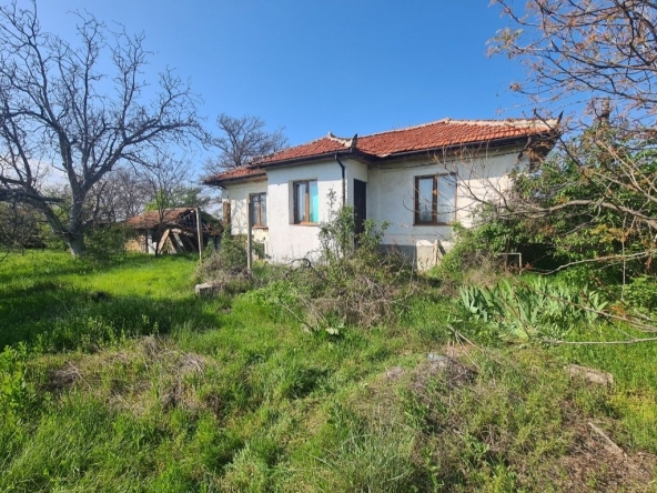 Къща в с. Сухозем, Област Пловдив - 55 кв.м за 241 €/кв.м - Снимка #1