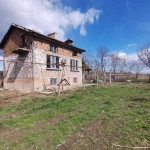 Къща в с. Долна махала, Област Пловдив - 189 кв.м за 420 €/кв.м - Снимка #1