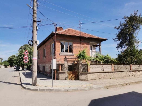Къща в с. Милево, Област Пловдив - 200 кв.м за 217 €/кв.м - Снимка #1