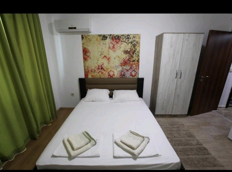 Дава се под наем Двустаен апартамент в Приморско - 60 кв.м за 4080 € - Снимка #1
