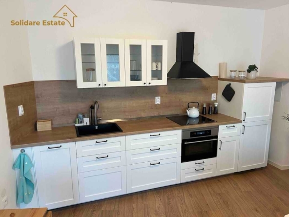 Дава се под наем Едностаен апартамент в София, Изток - 32 кв.м за 450 € - Снимка #1